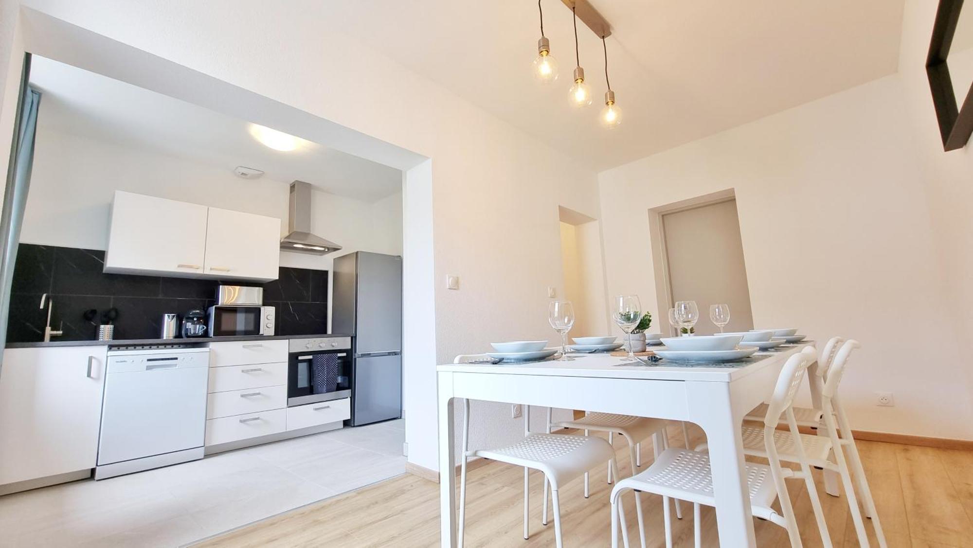 Le Triplex - 5 Chambres - 10 Pers- Fibre - Relax Bnb Mulhouse Exterior foto